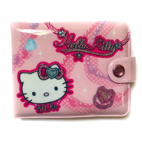 hello kitty vinyl wallet